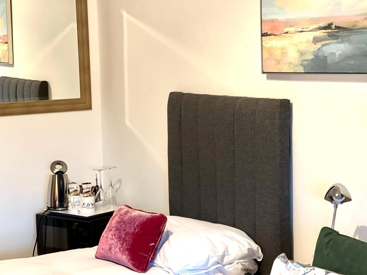 Bythesea Guest House Эр Экстерьер фото
