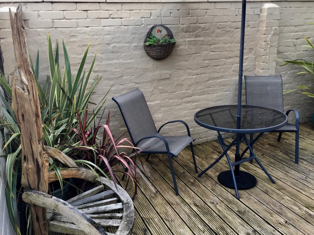Bythesea Guest House Эр Экстерьер фото